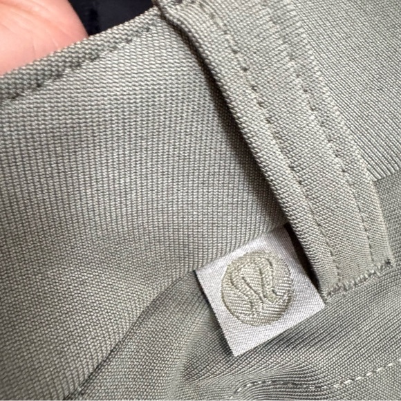 Lululemon ABC slim fit Men's Olive Green Pants size 32 with inseam 26” - Picture 11 of 11